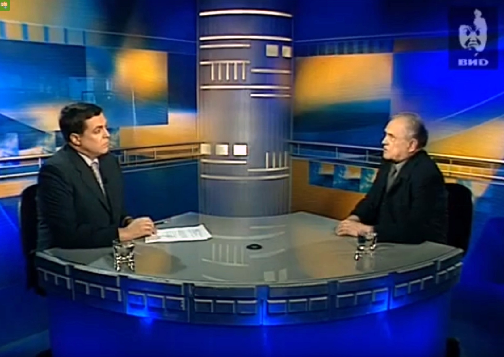 Александр Зиновьев в передаче «Здесь и сейчас» (2000 год)